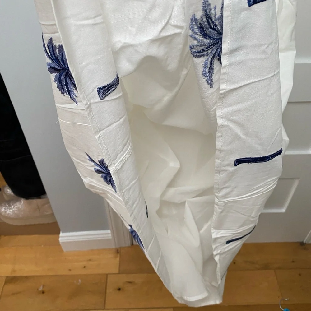 MinkPink White tropical palm tree embroidered midi dress - Picture 8 of 10